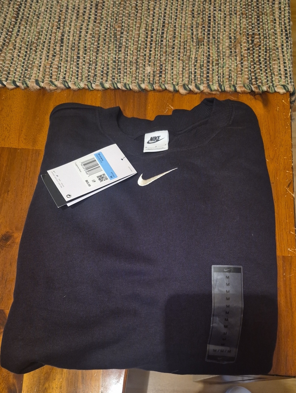 Nike Women’s Black Nike Crewneck Sweatshirt with White Swoosh New